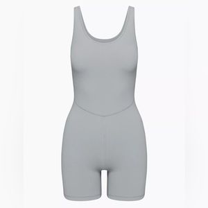 Aritzia TnaBUTTER Sway Romper, Size Small Never worn